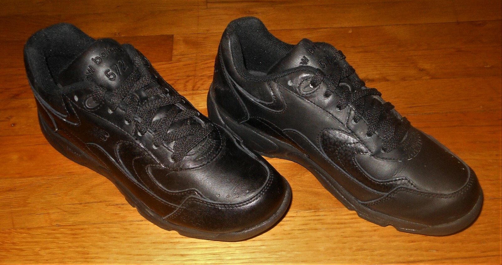New Balance 572 women's leather walking shoes 8 D EU 39 Excellent condition  | eBay